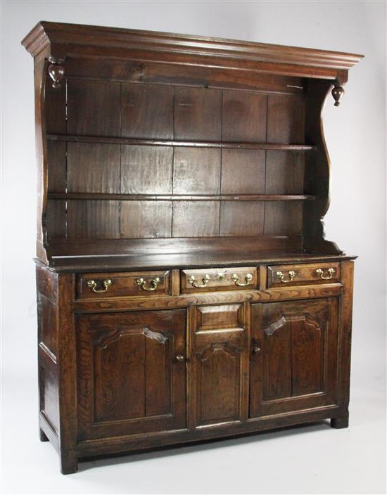 An 18th century oak dresser, W.5ft 3in.